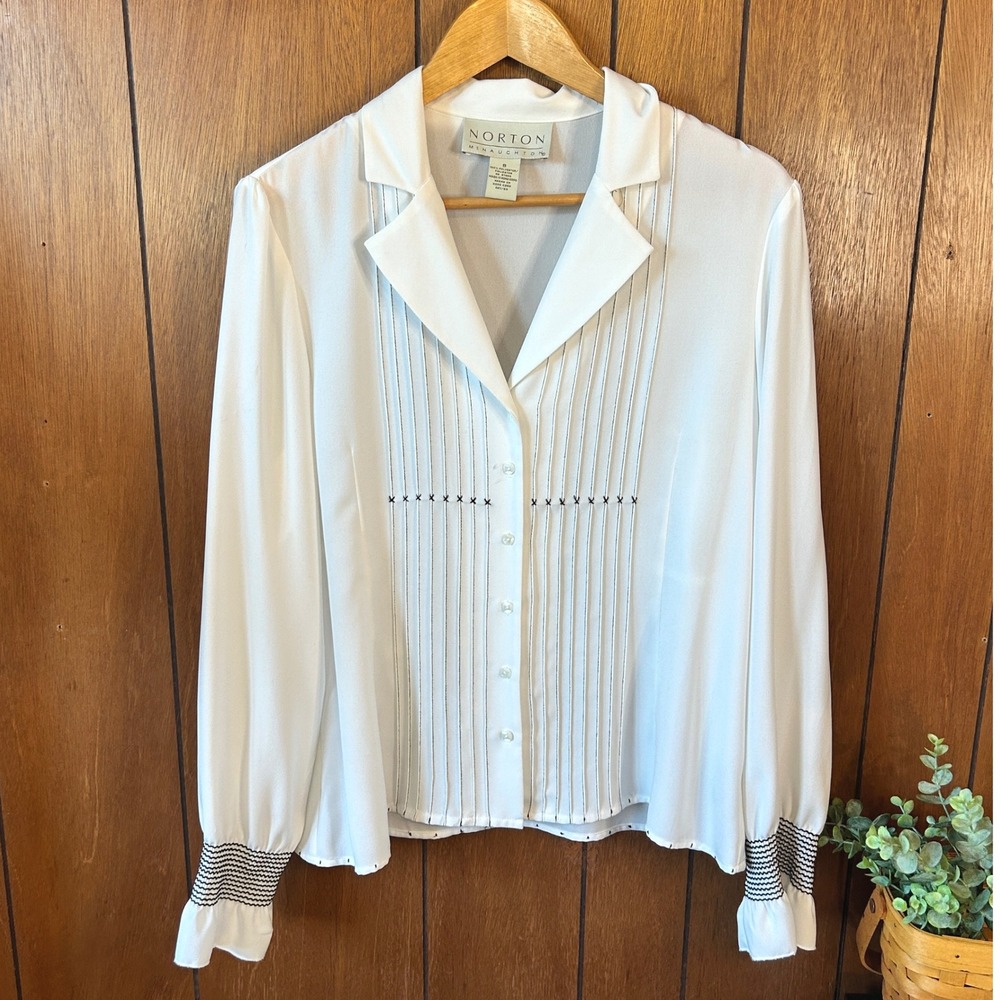 Vintage Norton McNaughton Blouse Size 8 White‎ Pleated Long Sleeve Top